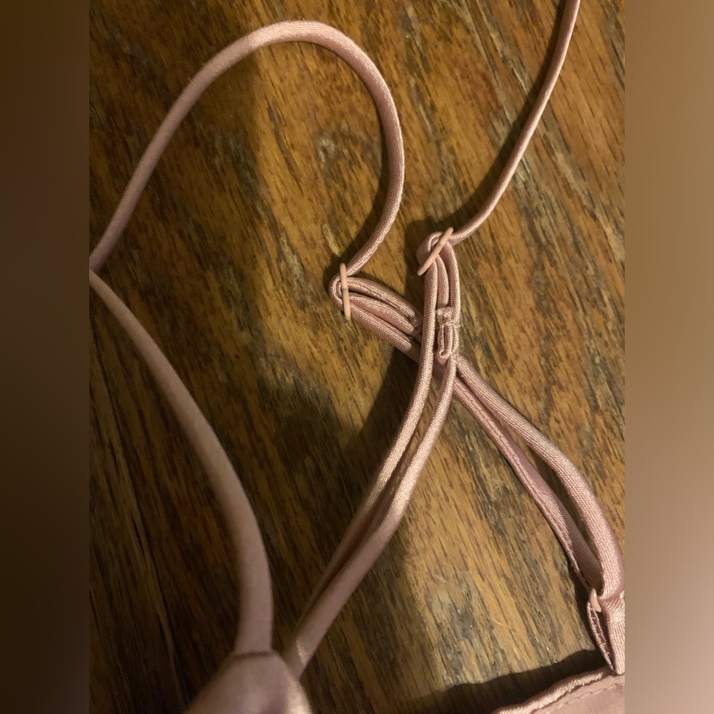 Express fairycore polyester pink cami blouse with open effect and straps - Picture 5 of 7